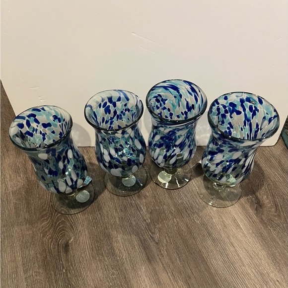 SOLD!! Gorgeous Hand Blown Confetti Hurricane Glasses- Set of 4- NWT - Picture 2 of 7